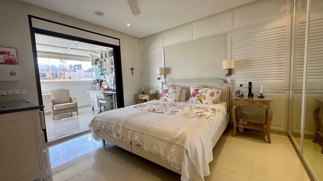 Resale - Apartments -
Guardamar del Segura - Marjal Beach