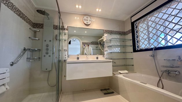 Resale - Apartments -
Guardamar del Segura - Marjal Beach