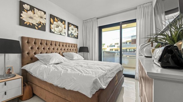 Resale - Apartments -
Orihuela Costa - Playa Flamenca