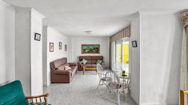 Resale - Apartments -
Torrevieja - Playa de los Locos