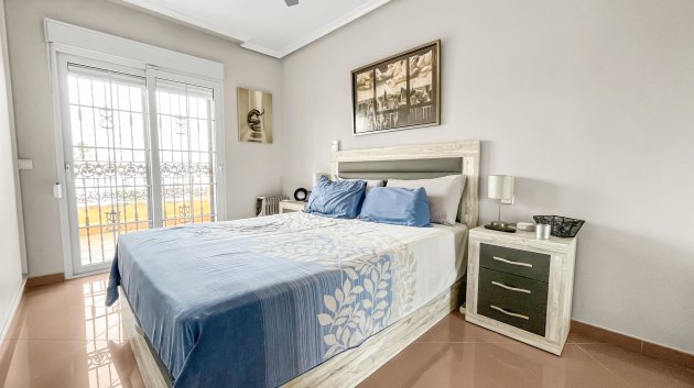 Resale - Villa -
Orihuela Costa - Los Dolses