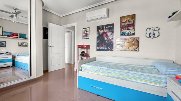 Resale - Villa -
Orihuela Costa - Los Dolses