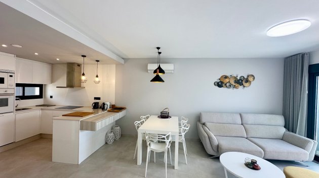 Resale - Apartments -
Guardamar del Segura - El Raso
