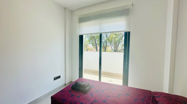 Resale - Apartments -
Guardamar del Segura - El Raso