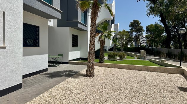 Resale - Apartments -
Guardamar del Segura - El Raso
