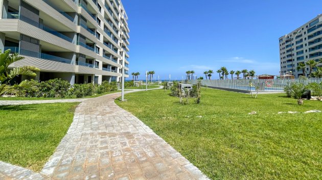 Resale - Apartments -
Orihuela Costa - Punta Prima