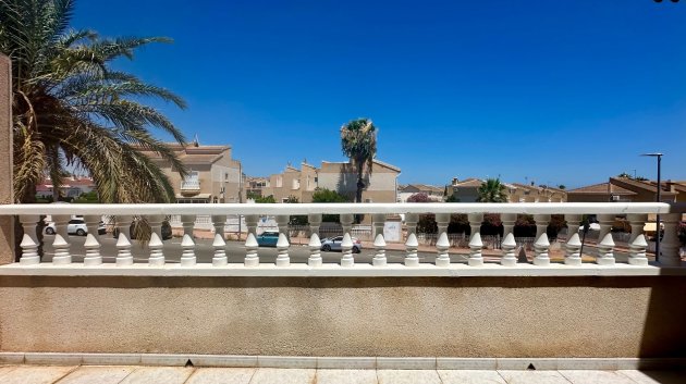 Resale - Townhouse -
Ciudad Quesada - Doña Pepa