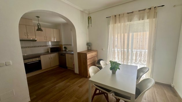 Resale - Townhouse -
Ciudad Quesada - Doña Pepa