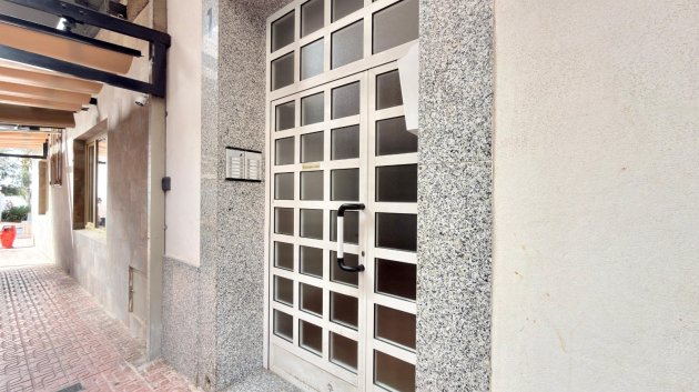 Resale - Apartments -
Torrevieja - Playa del Cura