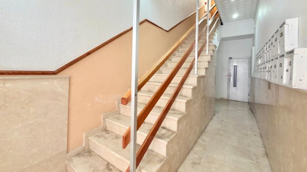 Resale - Apartments -
Torrevieja - Playa del Cura