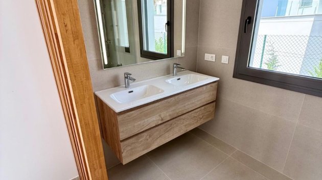 Resale - Villa -
Finestrat - Sierra Cortina