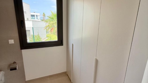 Resale - Villa -
Finestrat - Sierra Cortina