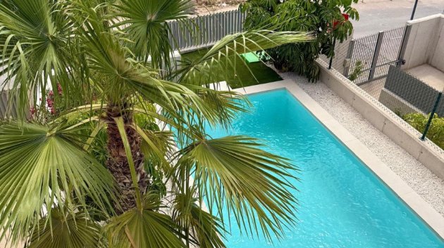 Resale - Villa -
Finestrat - Sierra Cortina