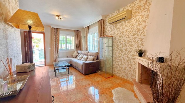 Resale - Apartments -
Orihuela Costa - Villamartín