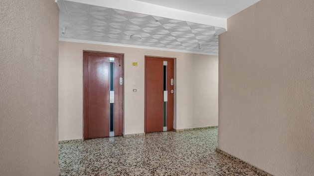 Resale - Apartments -
Torrevieja - Punta Prima