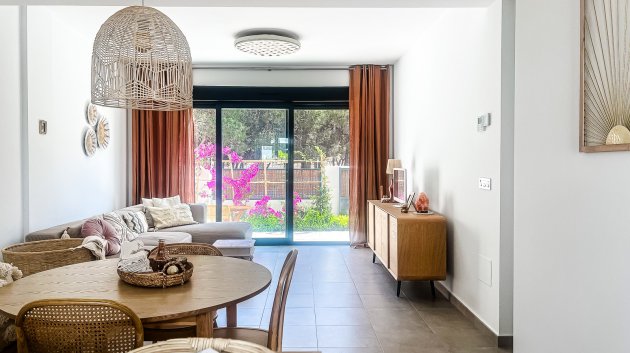 Resale - Apartments -
Santiago de la Ribera - zona san blas