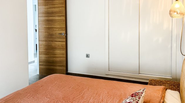 Resale - Apartments -
Santiago de la Ribera - zona san blas
