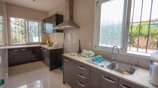 Revente - Villa -
Bigastro