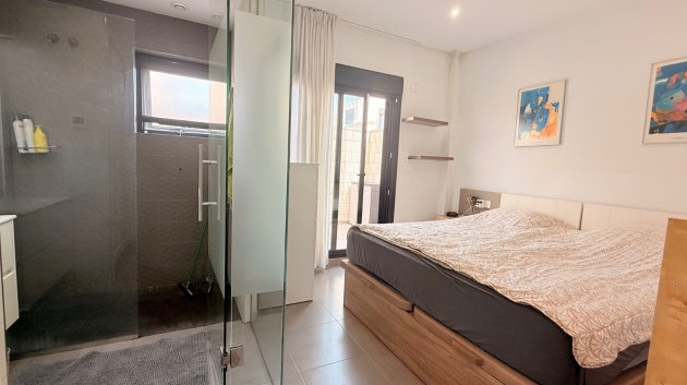Resale - Villa -
Ciudad Quesada - Pueblo Bravo