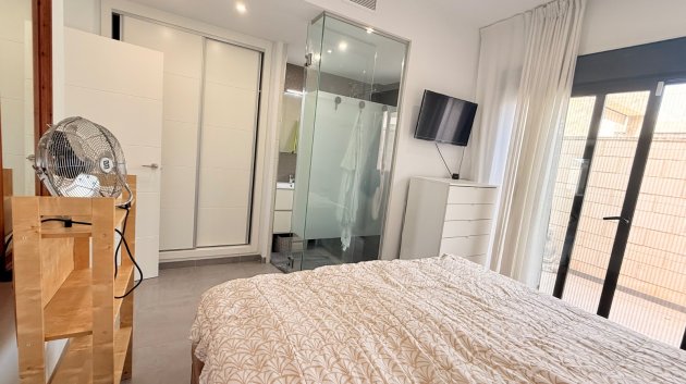 Resale - Villa -
Ciudad Quesada - Pueblo Bravo