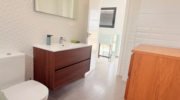 Resale - Villa -
Ciudad Quesada - Pueblo Bravo