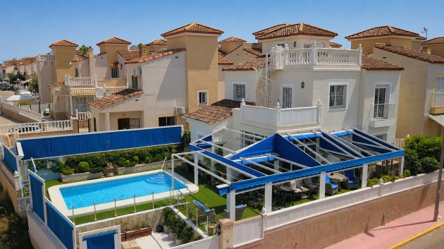 Resale - Villa -
Algorfa - Montebello