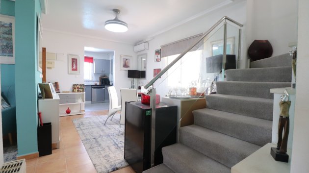 Resale - Villa -
Algorfa - Montebello
