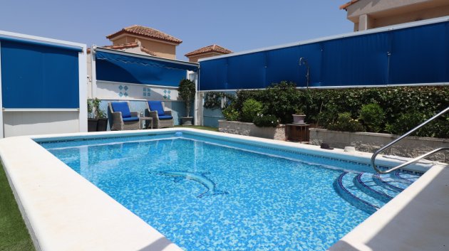 Resale - Villa -
Algorfa - Montebello