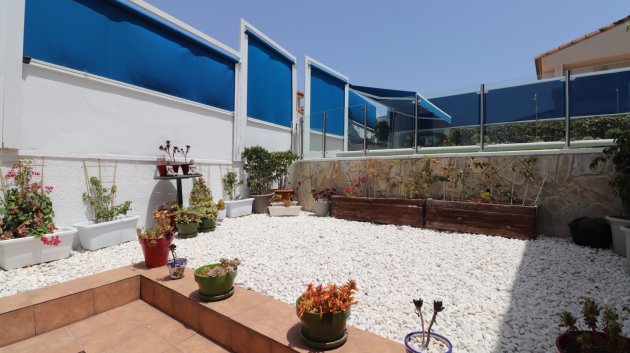 Resale - Villa -
Algorfa - Montebello
