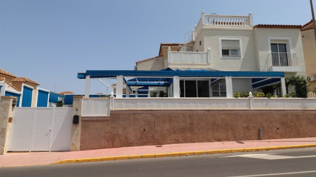 Resale - Villa -
Algorfa - Montebello