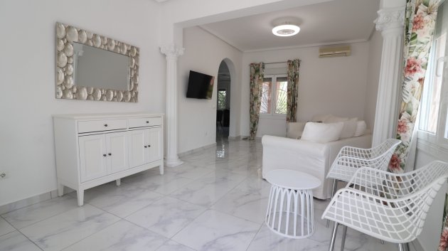 Resale - Villa -
Ciudad Quesada - La Fiesta