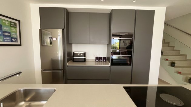 Resale - Villa -
Los Montesinos - La Herrada