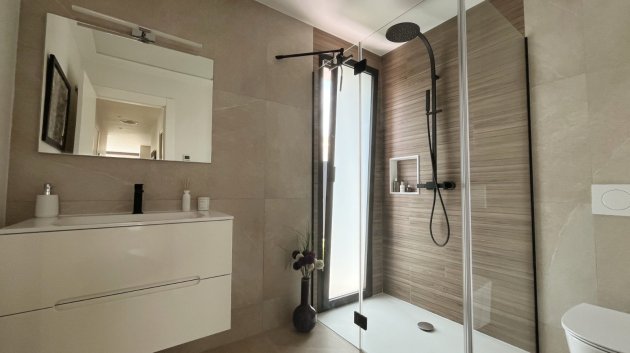 Resale - Villa -
Los Montesinos - La Herrada