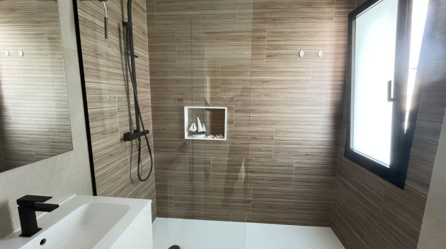 Resale - Villa -
Los Montesinos - La Herrada