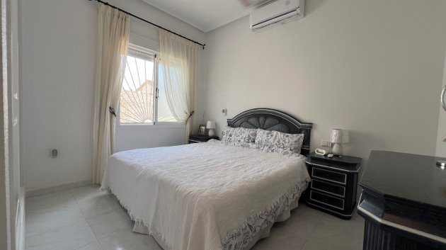 Reventa - Chalets -
Ciudad Quesada