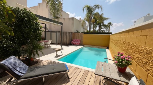 Resale - Villa -
Ciudad Quesada - Pueblo Bravo