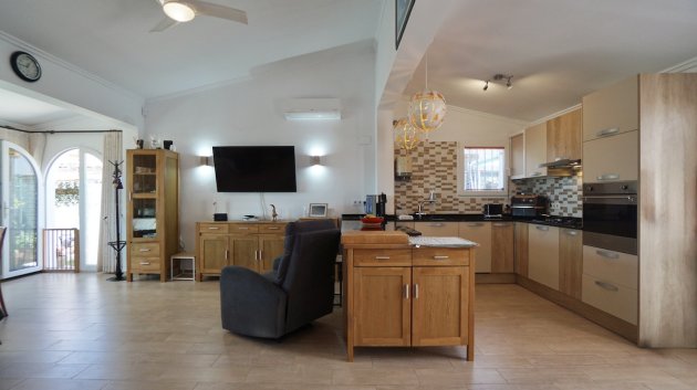 Resale - Villa -
Moraira - La Sabatera