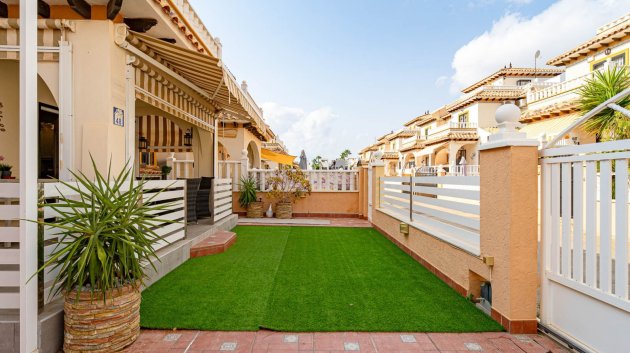 Resale - Villa -
Orihuela Costa - Lomas De Cabo Roig