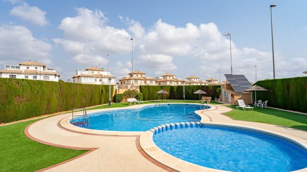 Resale - Villa -
Orihuela Costa - Lomas De Cabo Roig