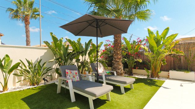 Resale - Villa -
Orihuela Costa - Lomas De Cabo Roig