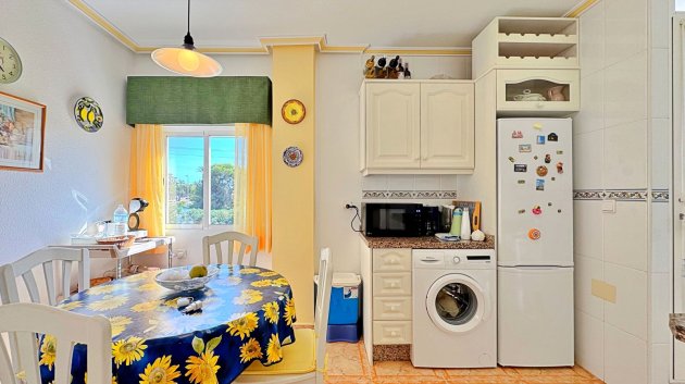 Resale - Apartments -
Orihuela Costa - La Zenia