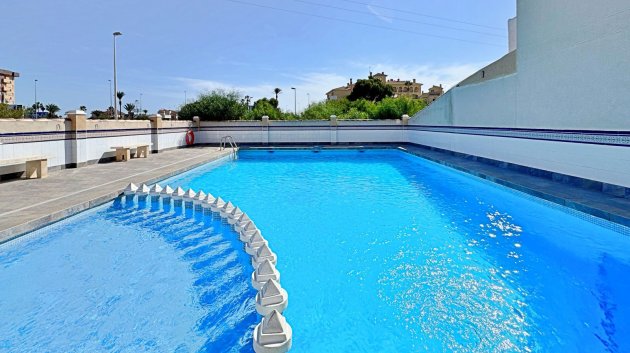 Resale - Apartments -
Orihuela Costa - La Zenia