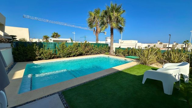 Resale - Villa -
Algorfa - La finca Golf