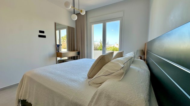 Resale - Villa -
Algorfa - La finca Golf