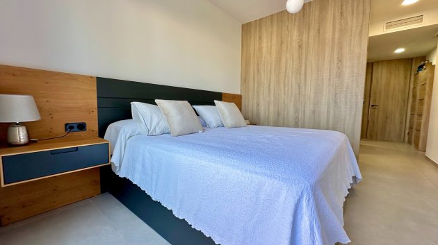 Resale - Villa -
Algorfa - La finca Golf