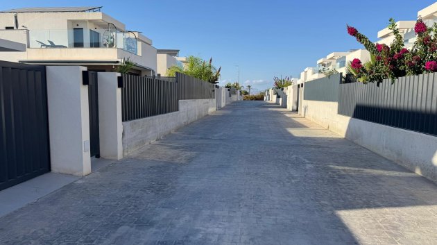 Reventa - Chalets -
San Fulgencio