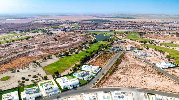 Resale - Villa -
Altaona Golf and Country Village - Altaona Golf - Country Village