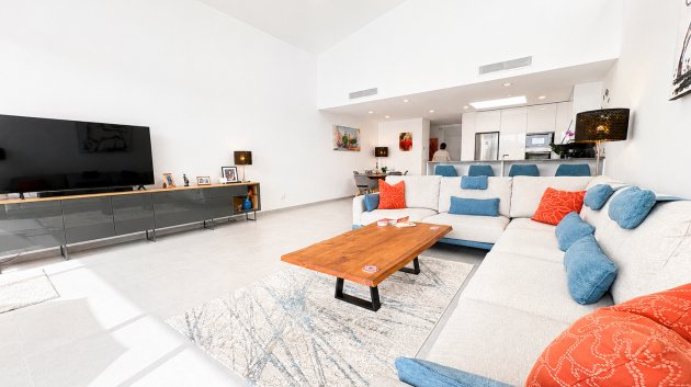 Resale - Villa -
Altaona Golf and Country Village - Altaona Golf - Country Village
