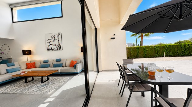 Resale - Villa -
Altaona Golf and Country Village - Altaona Golf - Country Village