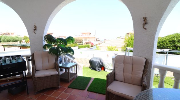 Resale - Villa -
Orihuela Costa - Villamartín